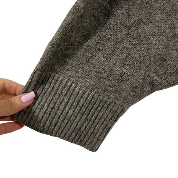 Auden Gray Sweater Size L - Picture 4 of 9